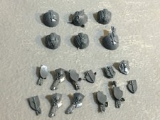 A31758 WARHAMMER 40K SPACE MARINES DARK ANGELS BITS LOT TERMINATOR SHOULDER PADS