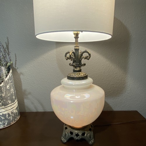 Pearl Iridescent Lamp Opalescent Hollywood Regency Mid Century Vintage Oversize - Picture 7 of 19