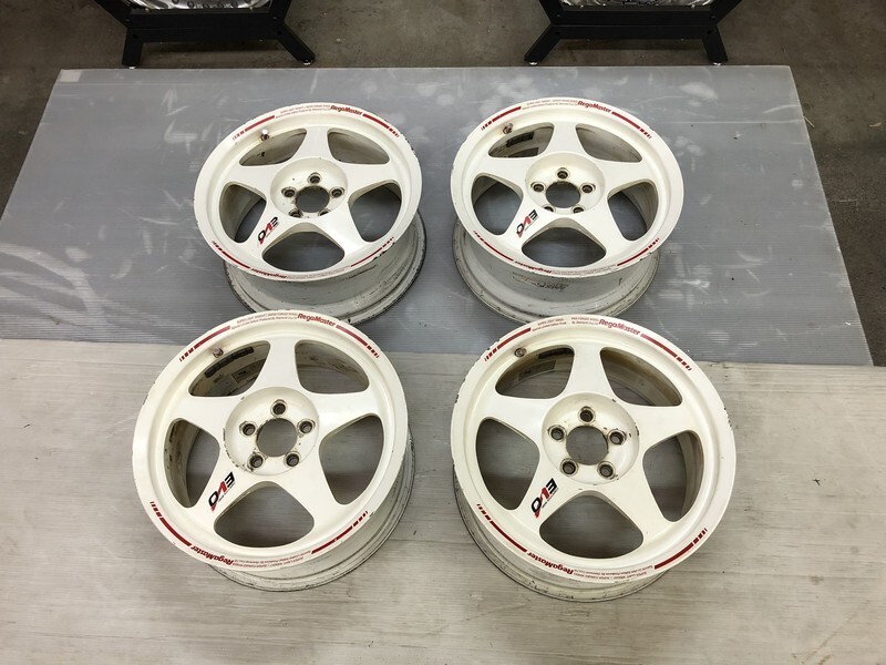 Original Desmond Regamaster EVO 16x7.0+45, 5H-100 White set of 4