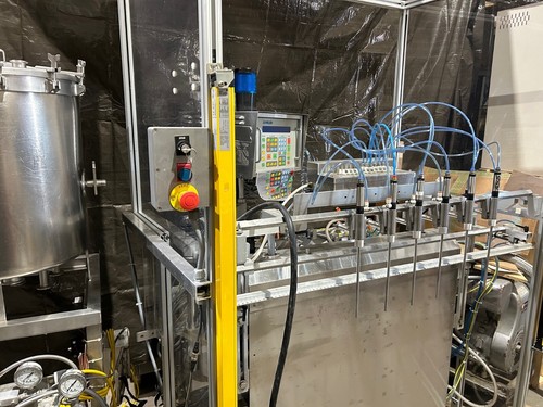 Kalish model 1300 filler with pressure tanks and numerous pumps & nozzles - Picture 6 of 7