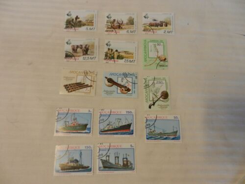 Lot de 14 timbres Mozambique navires, chasse, instruments de musique, à partir de 1981 - Photo 1/3