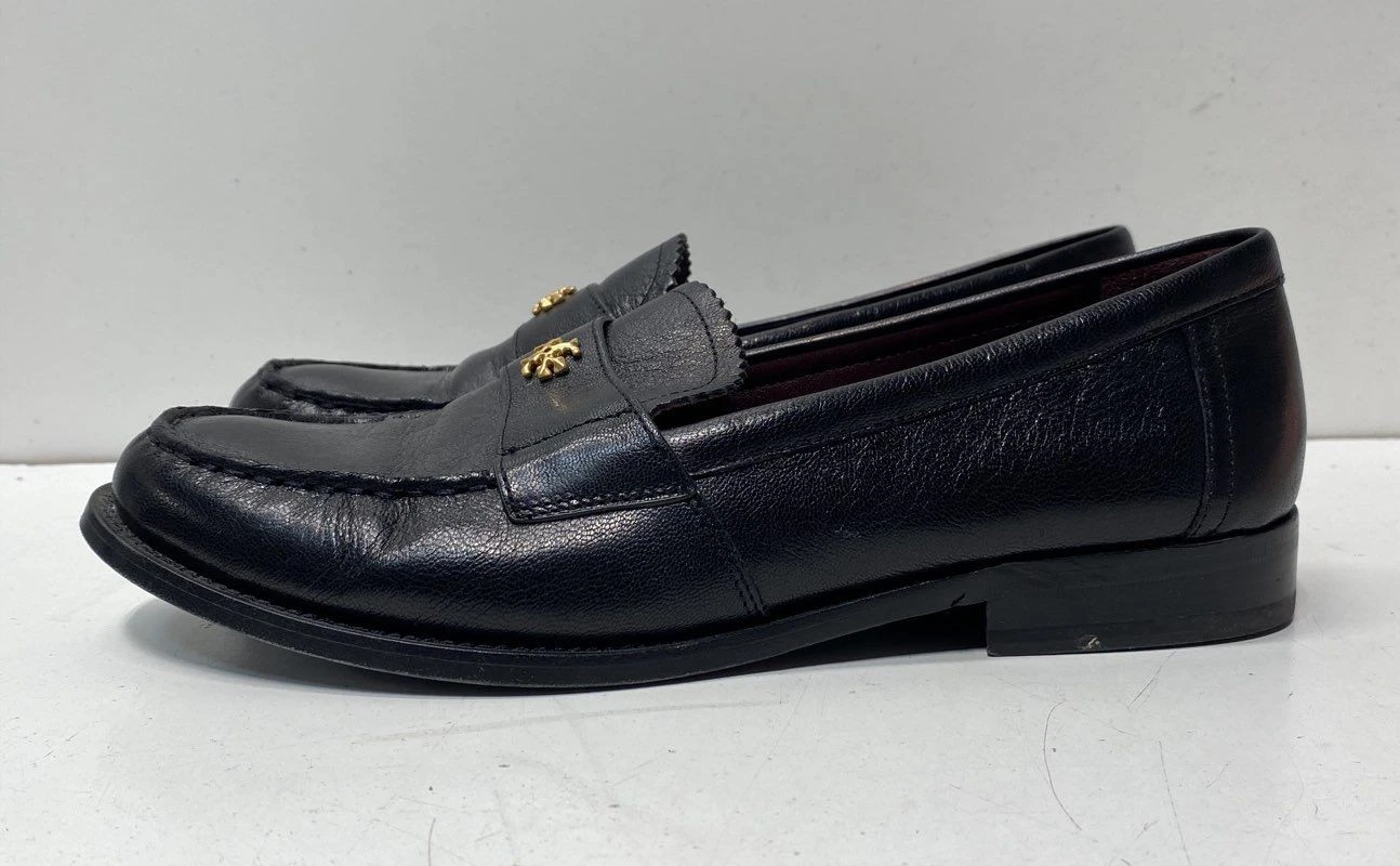 Tory Burch Black Leather Logo Scalloped Penny Loafers Women's Size 9.5