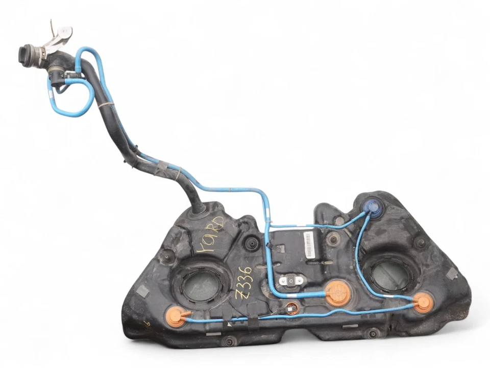 2010 - 2016 MERCEDES E350 W212 FUEL TANK GASOLINE RESERVOIR REAR 2124707501 Foto 3 de 4