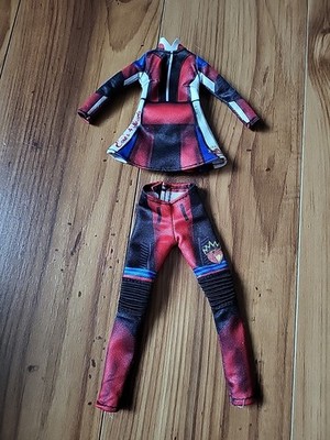 Disney's Descendants Evie 4 Hearts Wrong 2015 Fashionistas Doll Outfit