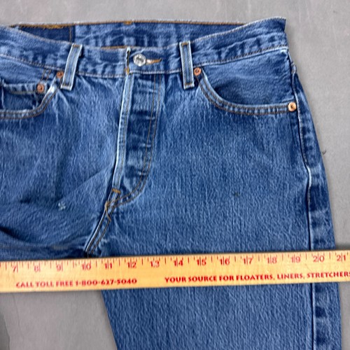 Jeans Levis 501 uomo 30x32 blu bottoni mosca pantaloni denim invecchiati sbiaditi trafilati - Foto 17 di 22
