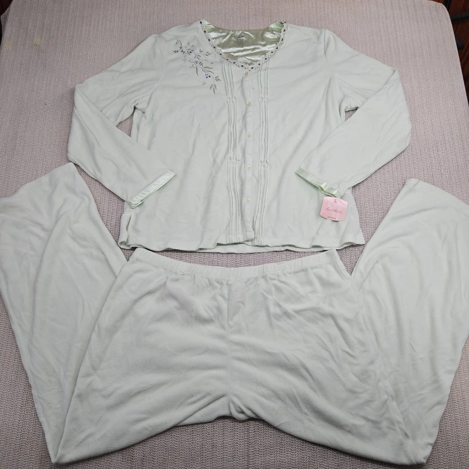 Conjunto de pijama Secret Treasures para mujer grande verde polar top pantalones bordados nuevo Foto 2 de 4