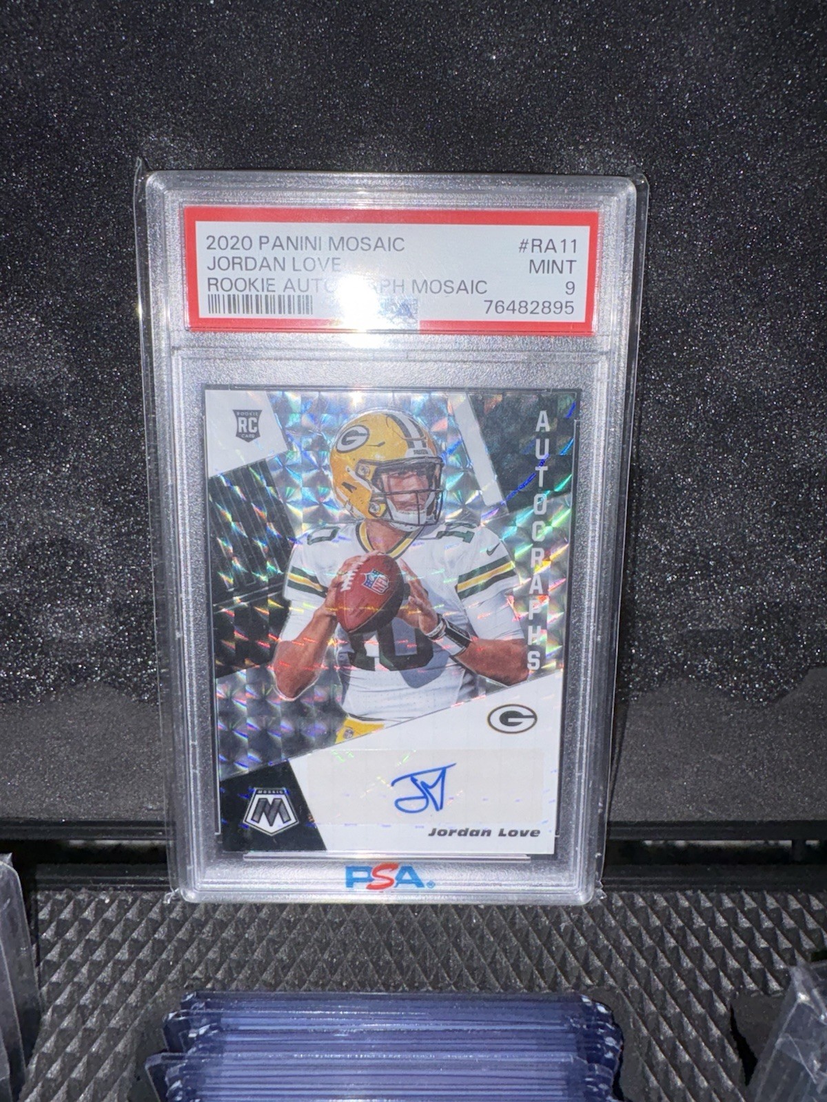 2020 Panini Mosaic Jordan Love Rookie Auto Mosaic #RA11 PSA9 (RC)
