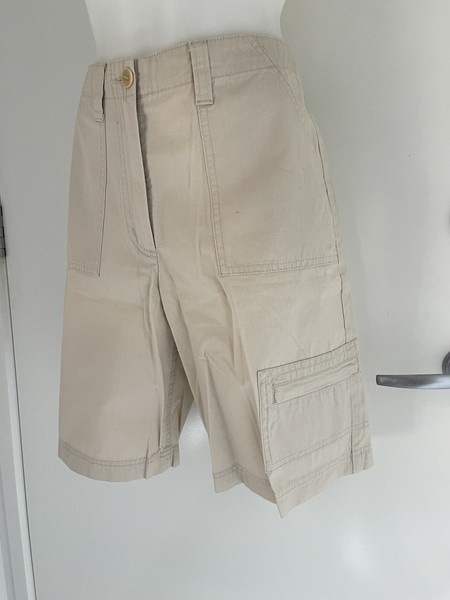 Women’s Cargo Shorts Sportscraft Size S Beige Zip Front Pockets Front Back