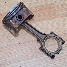 2009 Ford Mustang 4.0L Piston and Connecting Rod OEM Cylinder 5