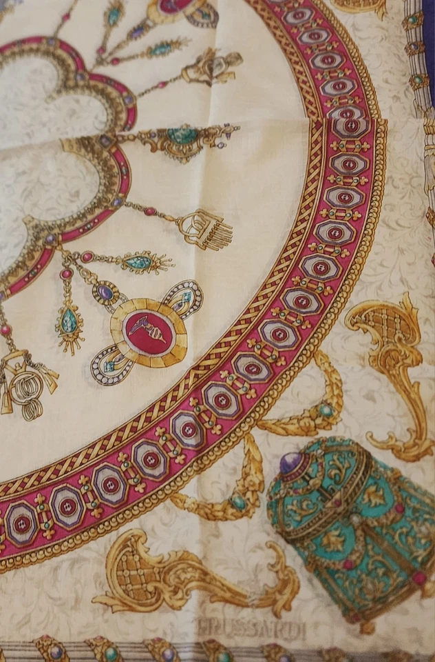 Bufanda/pañuelos de diseñador Trussardi de colección Christian Dior, Yves Saint Laurent, Trussardi Foto 4 de 4