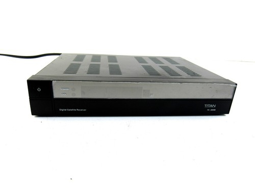 Titan TX-2000B DIGITAL SATTELITE RECEIVER - Photo 2/7
