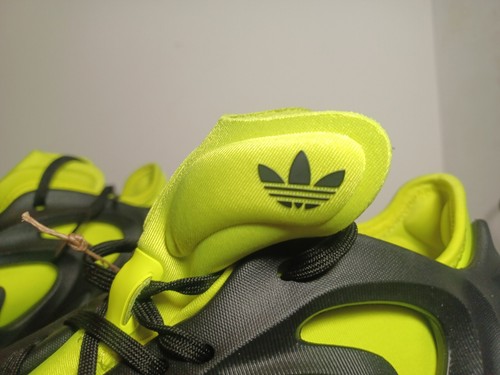*Men's Adidas AdiFOM Q Black Yellow (IE7385) Size 7.5 - Picture 10 of 11