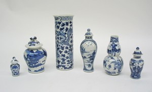 6 VARIOUS CHINESE BLUE & WHITE EXPORT PORCELAIN VASES 18th/19th century. a/f.