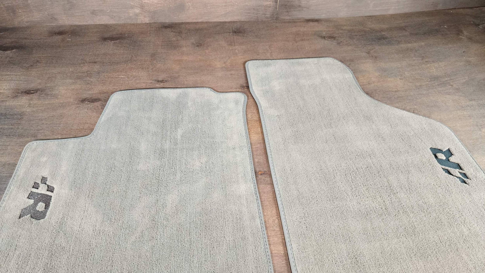 2004 VW mk4 R32 Grey Carpet Floor Mats Volkswagen Golf R32 eBay