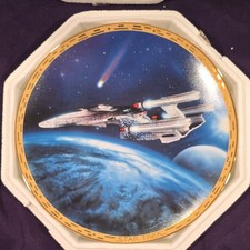 The Hamilton Collection Star Trek The Voyagers U.S.S. Enterprise 23K Gold Colle