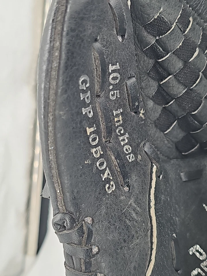 ​MIZUNO Prospect PowerClose 10.5" Youth Baseball Glove Black GPP1050YS Right... - Image 2 of 4