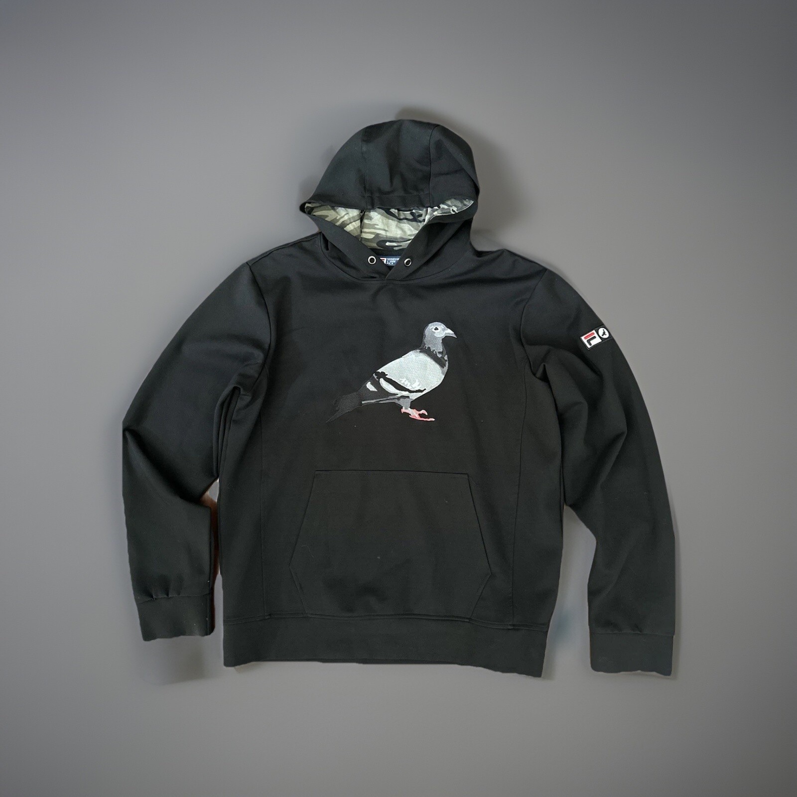 Felpa con cappuccio Jeff Staple X Pigeon Fila taglia XL nera rara unisex
