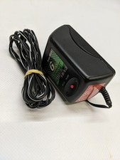 RADIO SHACK 6-Hour Battery Pack Charger No. 23-323 9.6V Ni-Cd Ni-Mh