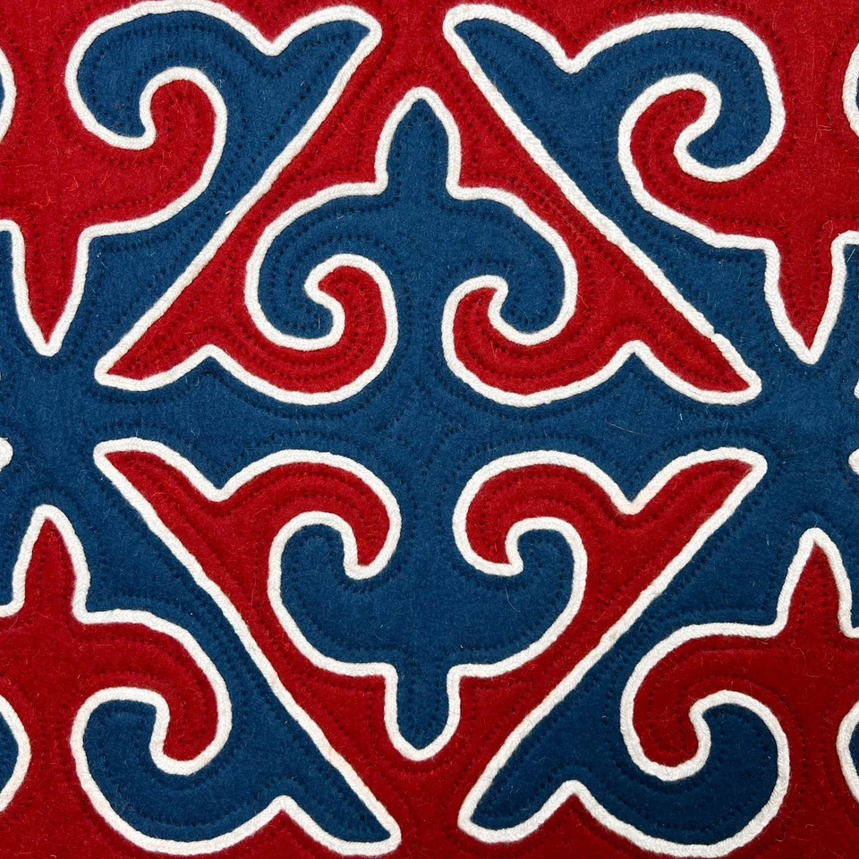 Handmade Kyrgyz Shyrdak Wool Rug, Authentic Felt Carpet, Vintage, 5x2 Area Rug - Image 4 of 4