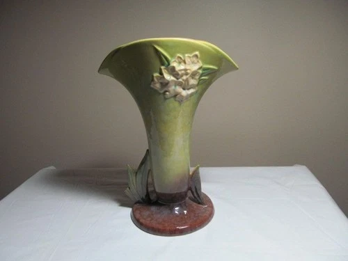 Roseville Wincraft 1948 Vase