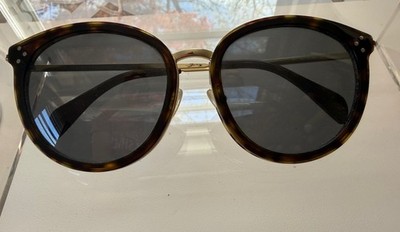 Celine Sunglasses CL40033F round sunglasses in a tortoise  display picture 3