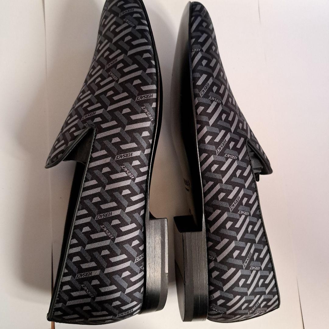 Men 8.0US Versace Loafers Luxury Designer Limited Edition Rare Model VHTF Shoes thumbnail 2