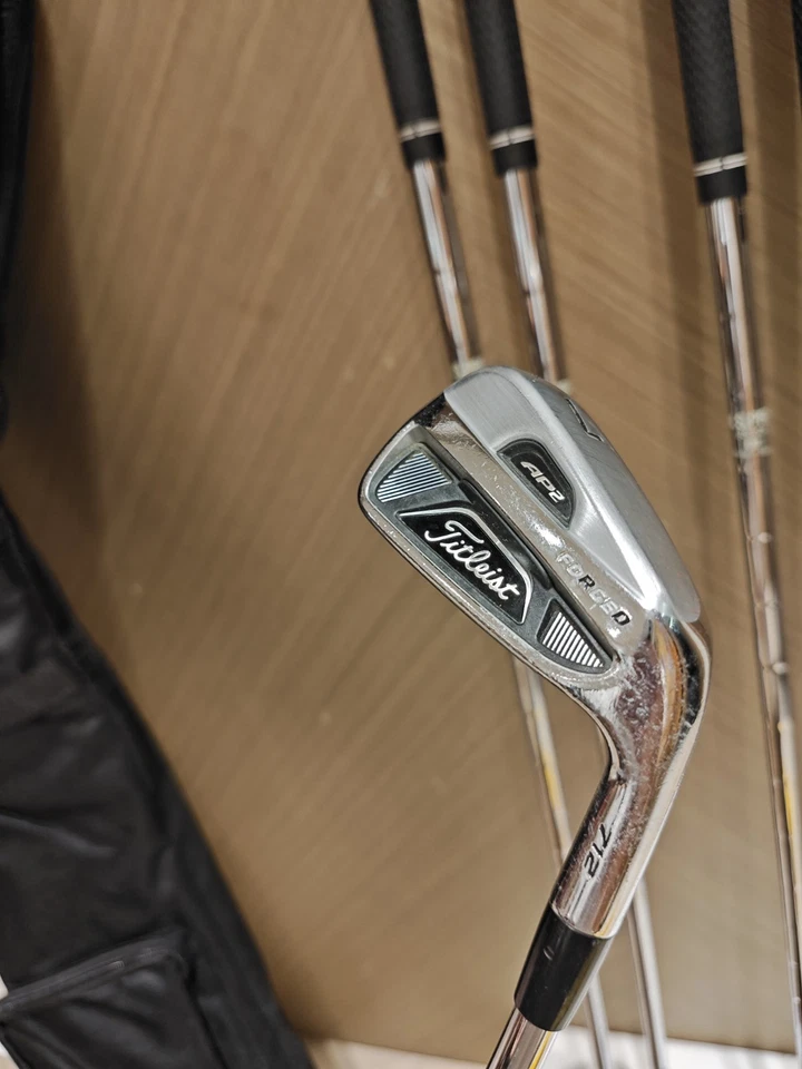 Titleist AP2 712 Forged Irons 5-PW Stiff Flex Right Hand Mens Golf Clubs - Image 2 of 4