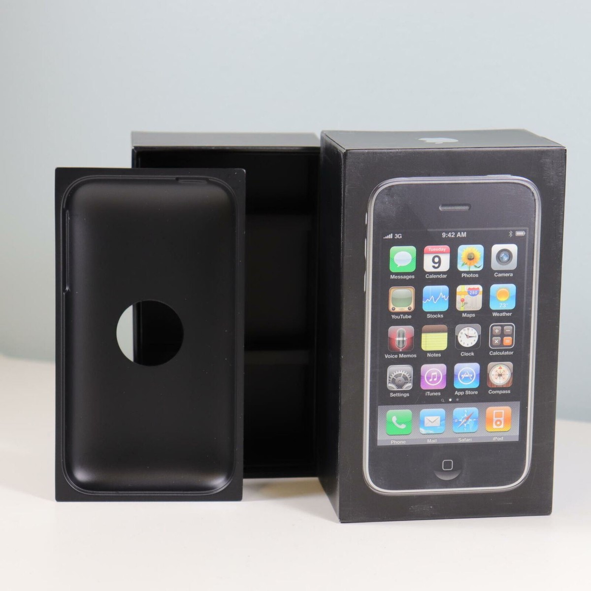 Original Apple iPhone 3GS Replacement Box With Phone Tray