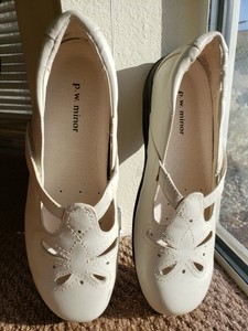 dressy orthopedic sandals