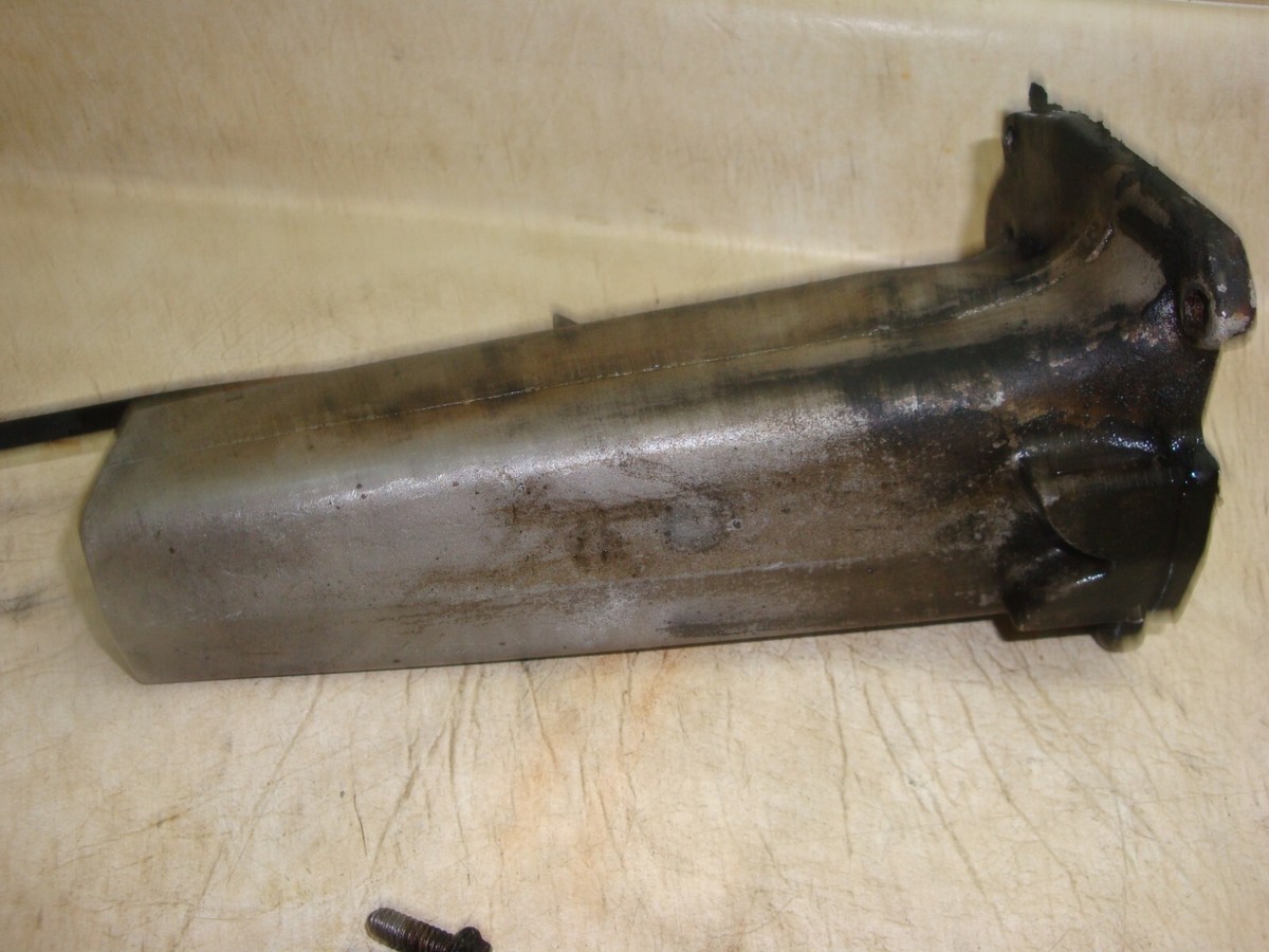 1985 85 JOHNSON EVINRUDE 25HP INNER EXHAUST TUBE | eBay
