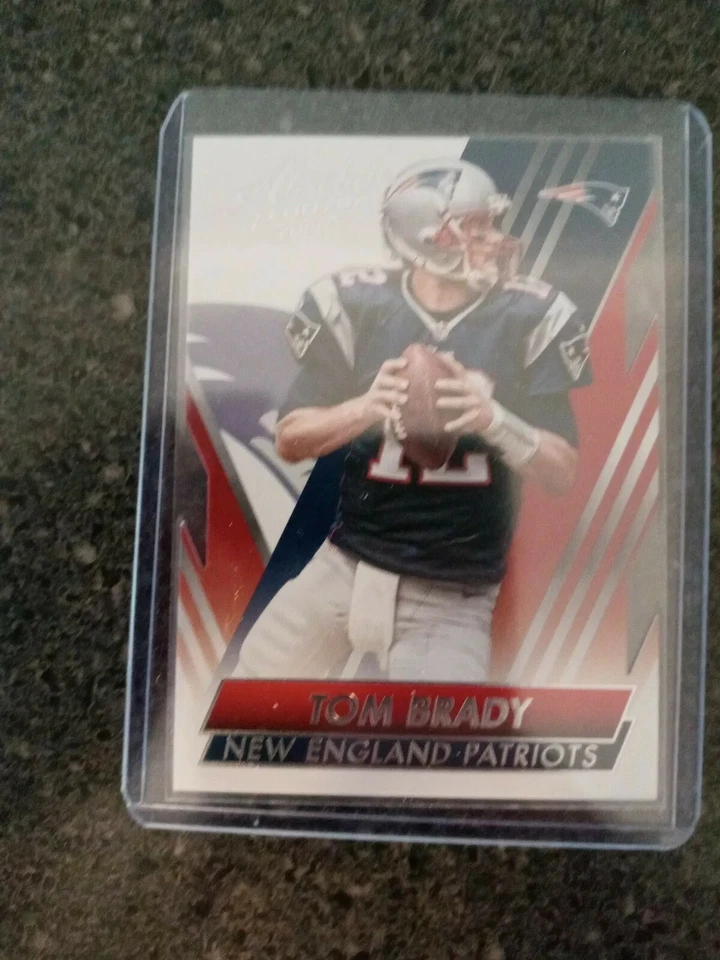 2 Card Tom Brady 2014 Absolute Die-Cut Lot Base & Red - Image 2 of 3