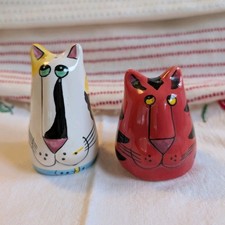 Candice Reiter Catzilla Kitsch Anthropomorphic Cats Salt/Pepper Shaker Set GEN X
