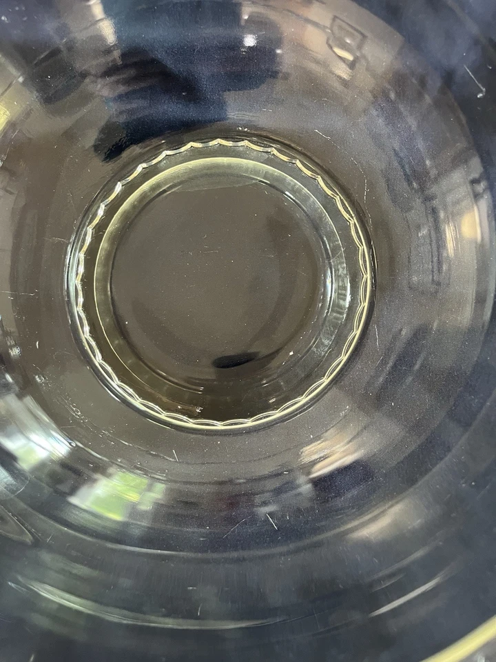 1954 Richelieu Orchard Glass 11" Round Bowl Open Lace Edge Large Mixing Bowl - Imagem 3 de 4