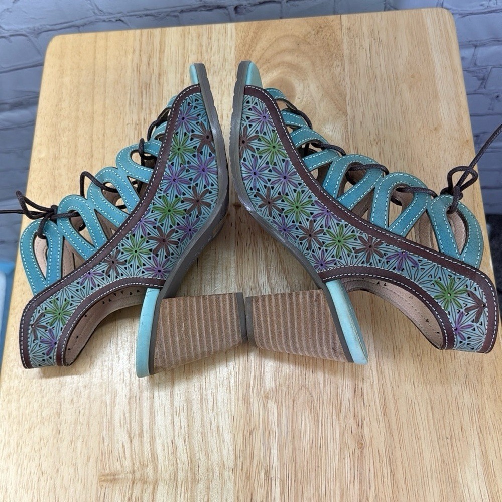 Picture 4 of 10