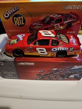 Dale Earnhardt Jr 1/24 8 Oreo/Ritz 2003 Monte Carlo Action Diecast