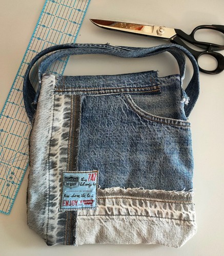 Damentasche mit viel Details, ein Unikat - handgemacht - Bild 2 von 4