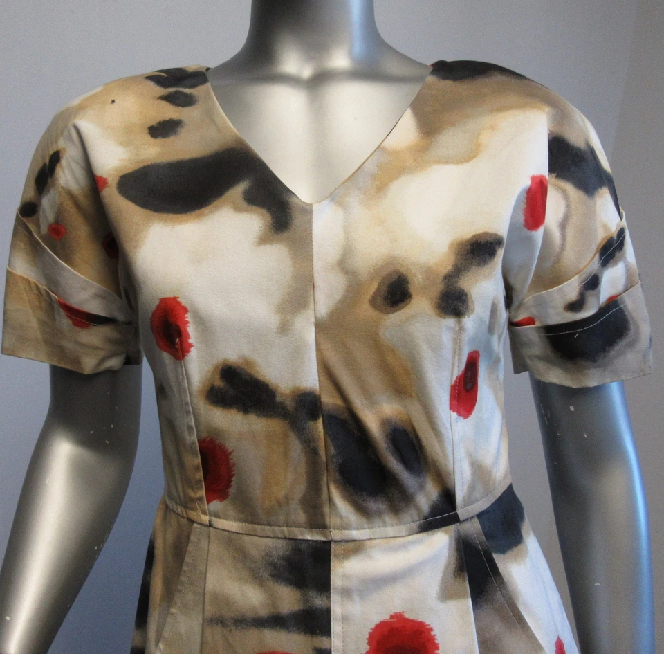 Vestido de manga curta floral LELA ROSE algodão bege preto vermelho marfim gola V tamanho 4 - Imagem 3 de 4