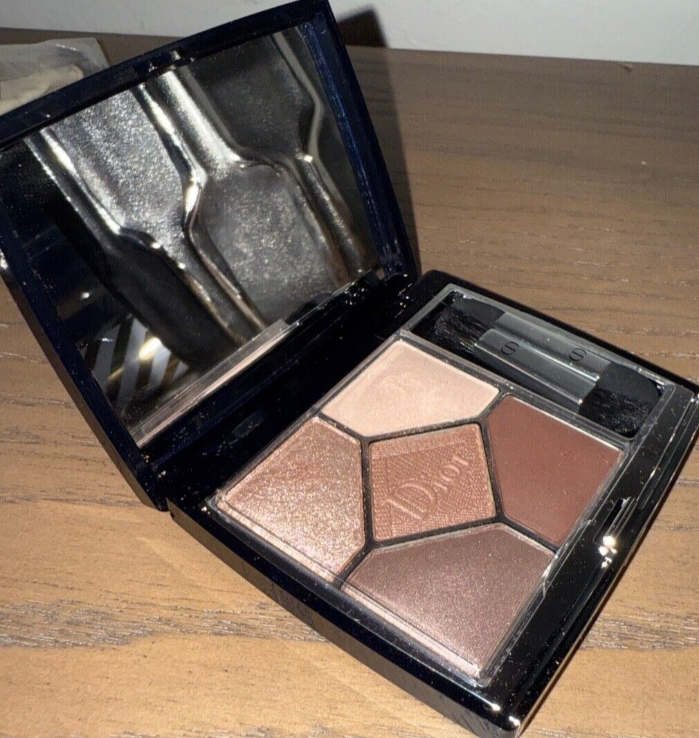 Dior 5 Couleurs Couture Eyeshadow Wardrobe Soft Cashmere 669