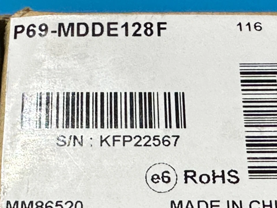 Matrox Millennium P69-MDDE128F P6960 PCI Express X16 Video Graphics Card 128MB - Image 2 of 4