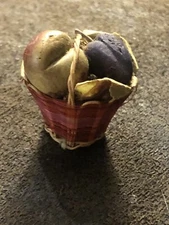 Antique Tiny Minature Dollhouse Handcrafted Fruit Basket.(1/16) Item Is 3/4 Inch