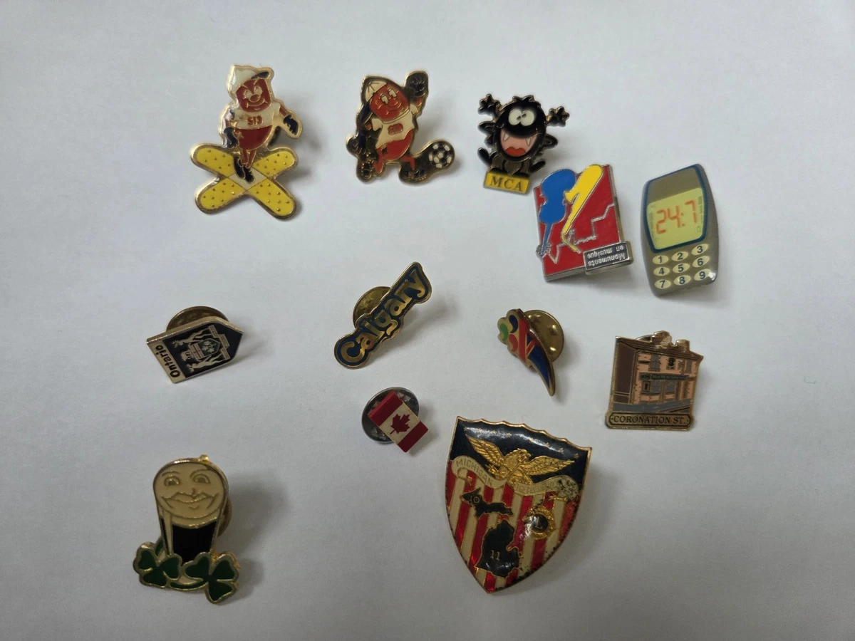 Lot D'insignes De Football Vintage - Pins Soccer Collection