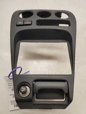 Geo Prizm LSI, Center Radio Dash Bezel, 1994, Gray - Image 1 of 4