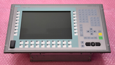 Siemens Simatic / 6AV7891-0AA10-0AB0 / HMI IPC677C Panel PC / 12'' Key