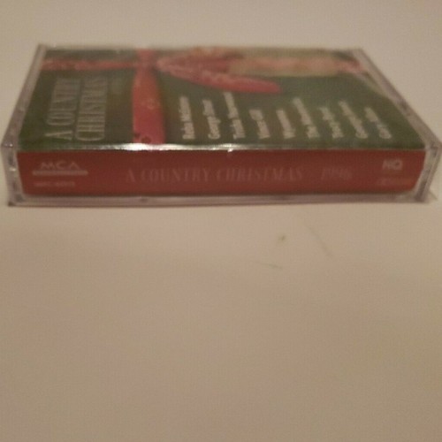 A Country Christmas 1996 Cassette Tape New Factory Sealed Reba Wynonna Yearwood - Picture 10 of 11