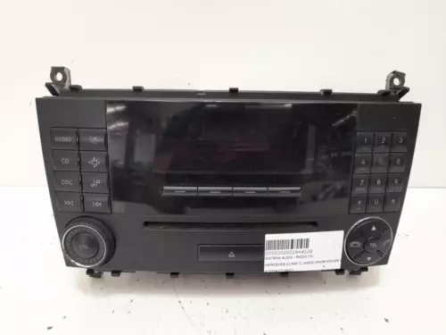 A2038273842 System Audio / Radio/CD für MERCEDES-BENZ Klasse C ( Bm 203) S - Bild 1 von 10