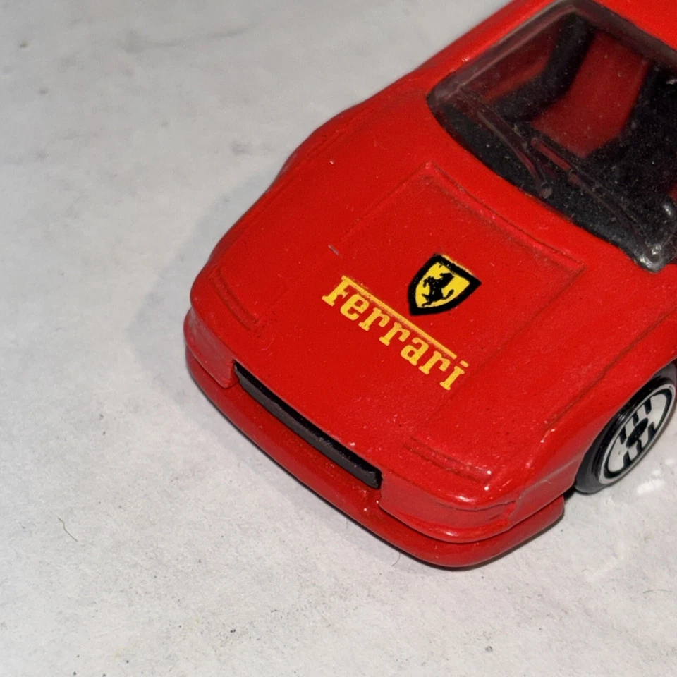 Coche de juguete de carreras pequeño fundido a presión vintage Hot Wheels Mattel Ferrari rojo logotipo rápido 1986 Foto 2 de 4