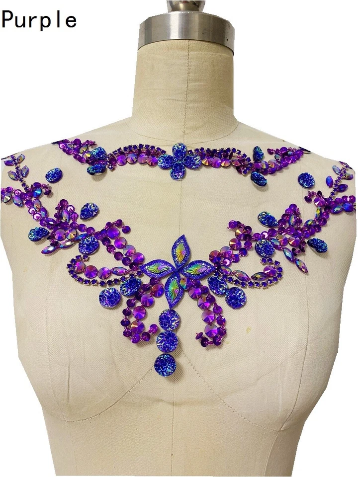 Parche con apliques de diamantes de imitación con adornos de cuello floral con cuentas boda novia costura artesanal Foto 4 de 4