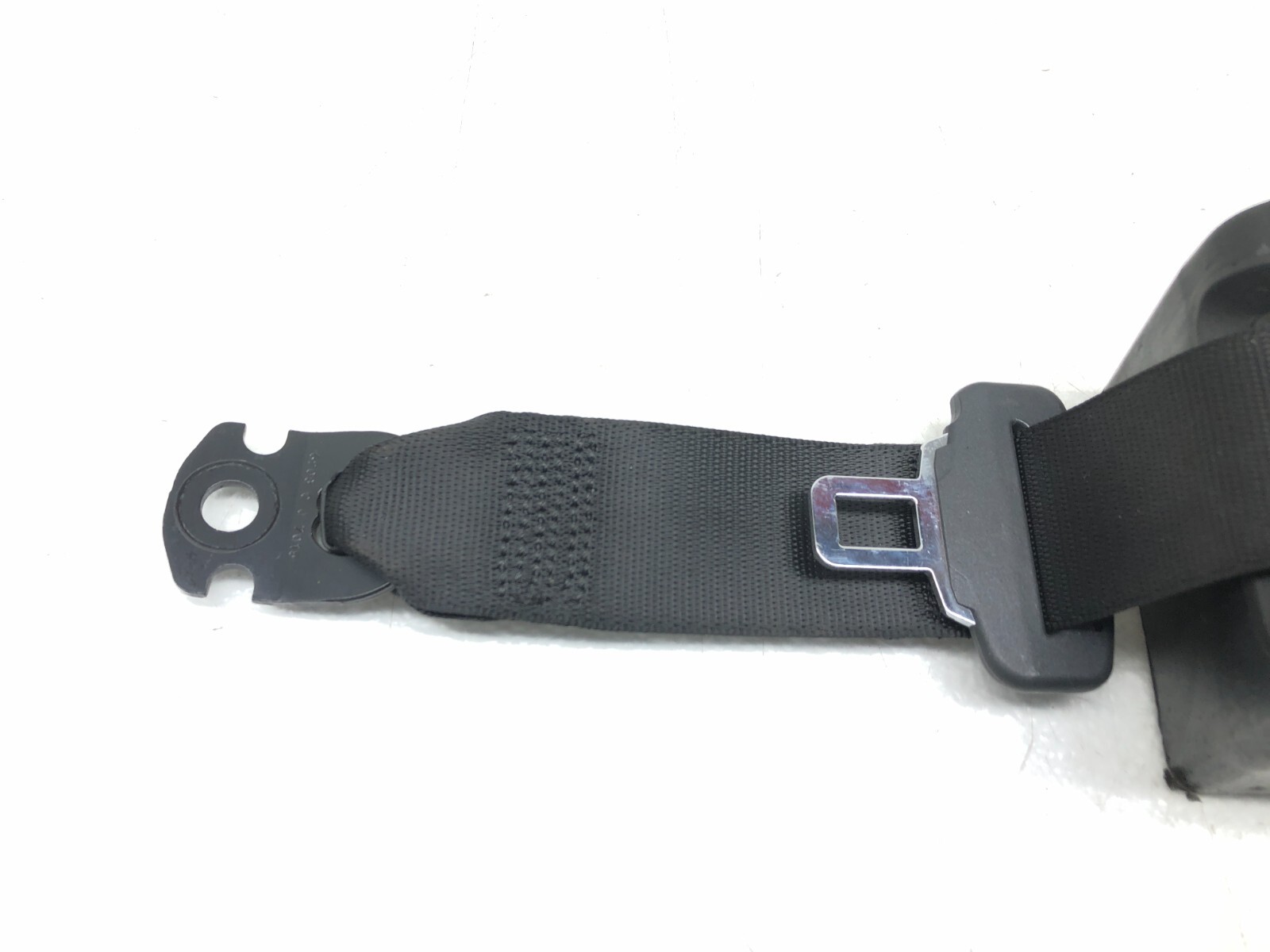 2017-2020 MASERATI LEVANTE LEFT DRIVER REAR SEAT BELT RETRACTOR W/ BUCKLE OEM