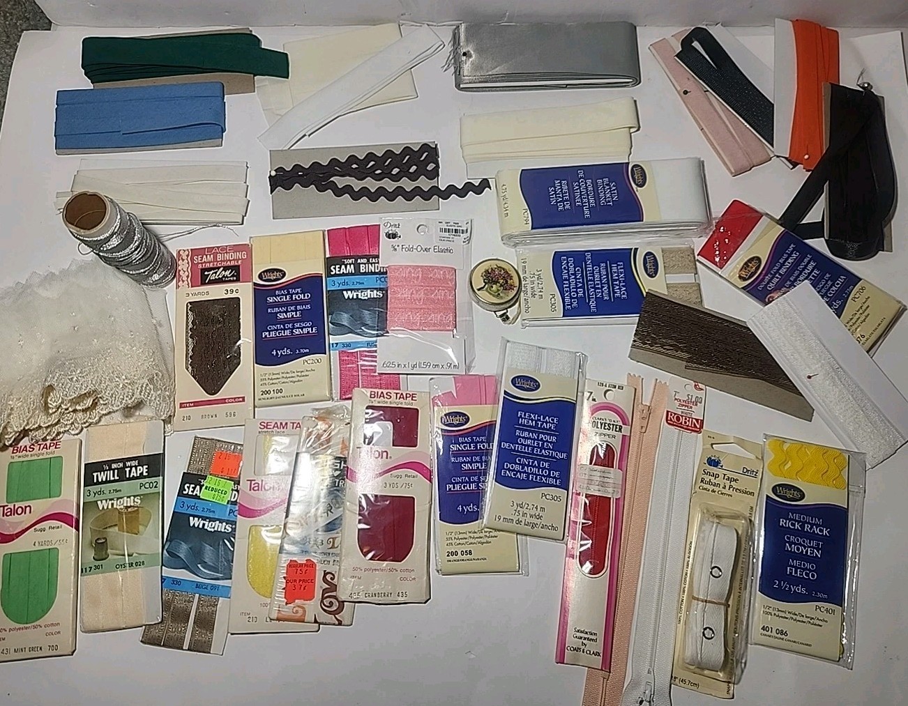 Vintage to Modern 37-Piece Sewing Lot with Lace Zippers Talon Wrights Craft Supplies