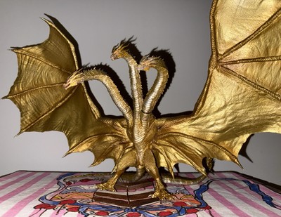 SH Monsterarts custom King Ghidorah 2019 Special Color (Read